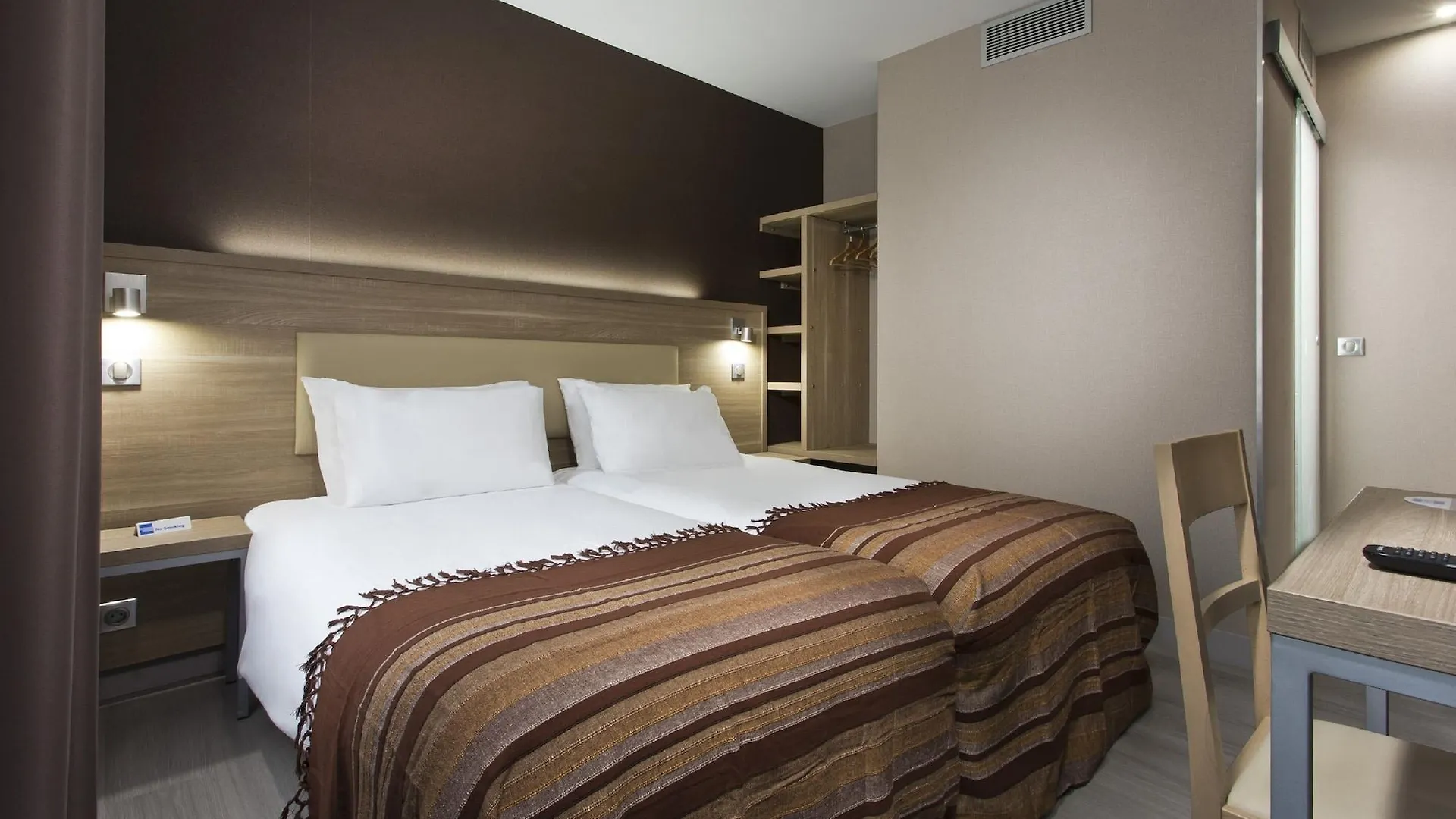 Des Pavillons Hotel Paris