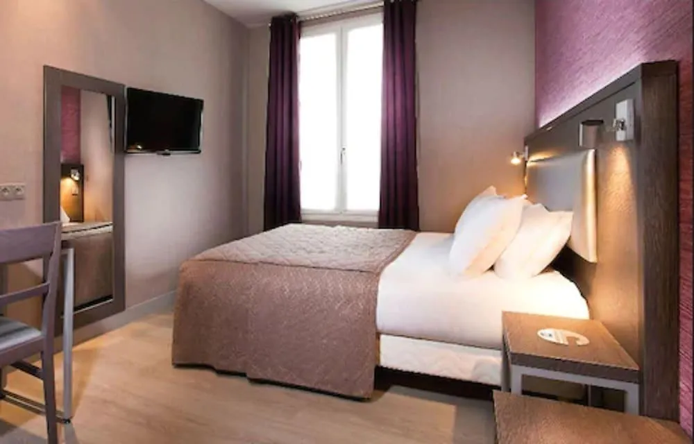 Des Pavillons מלון 2*